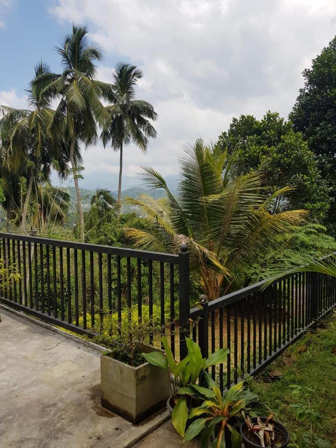 Pearl'S Homestay Matale Esterno foto