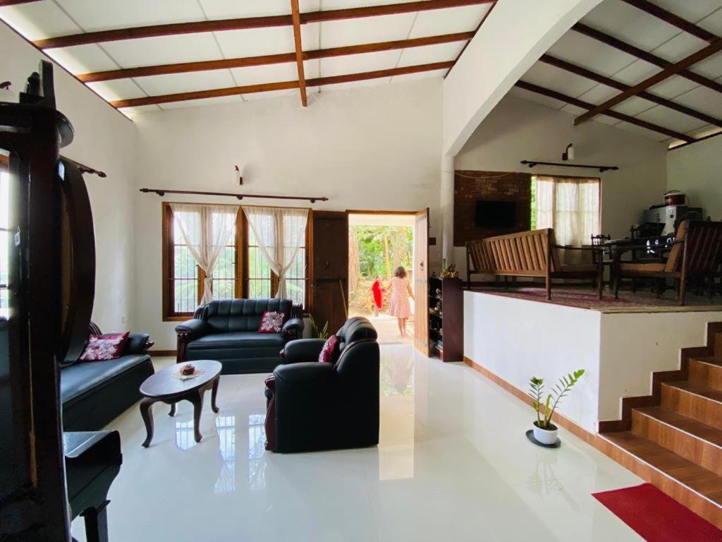 Pearl'S Homestay Matale Esterno foto